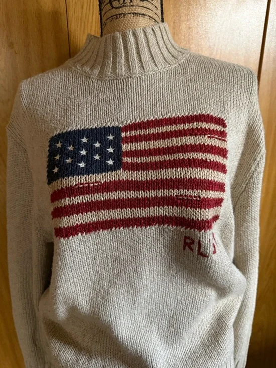 Ralph Lauren Cream Cable Knit Sweater with Navy Polo Label - Picture 2 of 9